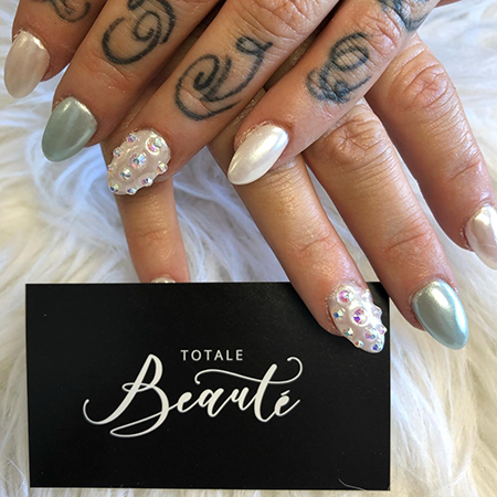Total-extensions-services-nail-salon